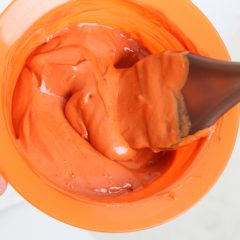 אלרגיה לצבעי שיער: מהמספרה לחדר המיון